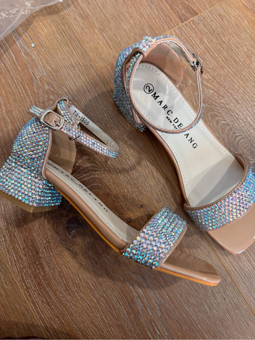 Marc Defang AB Block Heel Sandals NWT Girls size 2